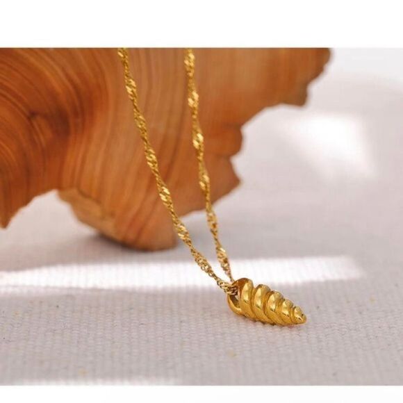 Croissant Pendant Gold Plated Necklace - Picture 1 of 4